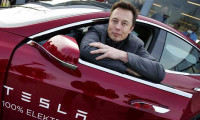 Elon Musk bu hafta 8,5 milyar dolarlık Tesla hissesi sattı
