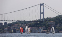 İstanbul'un fethi anısına boğazda tekne yarışı