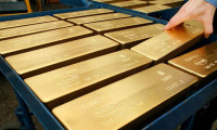 Altının kilogramı 1 milyon lira sınırına geriledi
