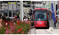 Bursa'da tramvay hattı açıldı