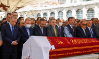 Erdoğan, Gümüşdağ'ın annesinin cenaze törenine katıldı
