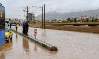 İran’da sel felaketie dönüştü: Ölü ve yaralılar var