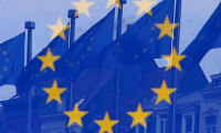 Euro Bölgesi'nde yatırımcı güveni dipte