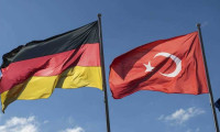 Almanya'da Türk siyasetçiye çirkin saldırı