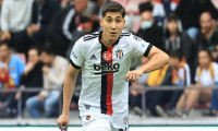 Beşiktaş KAP'a bildirdi: Emirhan'ın transferinden 4.5 milyon euro geliyor