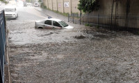 İstanbul'da yağış: Alt geçitleri su bastı