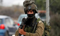 İsrail askerleri 1'i çocuk 3 Filistinliyi yaraladı