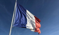Fransa ve GKRY, Fransızların tahliyesine ilişkin anlaşma imzaladılar