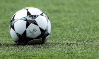 UEFA, Şampiyonlar Ligi'ndeki Rangers-Napoli maçını erteledi