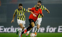 Fenerbahçe Avrupa'dan yenilgisiz dönüyor:  Rennes 2- 2 Fenerbahçe