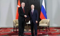 Putin, Cumhurbaşkanı Erdoğan'ı ayakta bekledi