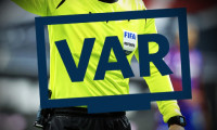 FIFA'dan 'VAR' kararı: Hakem konuşmaları canlı yayınlanacak!