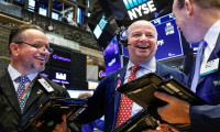 NYSE haftanın ilk işlem günün pozitif kapattı