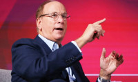 Larry Fink: Uzun vadeli yatırımcıların adresi hisse senetleri olmalı
