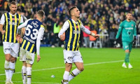 Fenerbahçe, Tadic'in golleriyle Kadıköy'de 2-1 kazandı