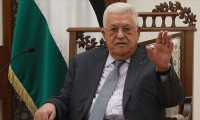 Filistin lideri Mahmud Abbas'ın konvoyuna saldırı