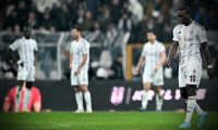 Beşiktaş'ta 5 futbolcu kadro dışı kaldı!