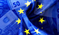 Euro Bölgesi daralma yönünde ilerlemeye devam ediyor