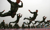 Çin 5 bin yabancı asker yetiştirecek
