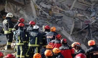 Birçok ülke arama kurtarma ekiplerini deprem bölgesine yönlendirdi