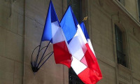 Fransa'nın Moskova Büyükelçiliği'nde 'zarf' paniği