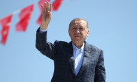 Erdoğan ''Gençlik kiminle yürüyeceğini biliyor''