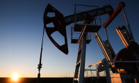 Küresel petrol üretimi azaldı