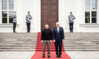 Zelenskiy Berlin’de Almanya Cumhurbaşkanı ile görüştü 