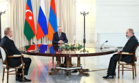 Putin, Aliyev ve Paşinyan Moskova'da bir araya geldi