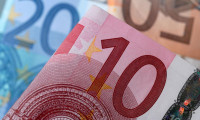  Commerzbank'tan euro tahmini