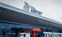 Havalimanında yabancı yolcu dehşeti: 2 ölü