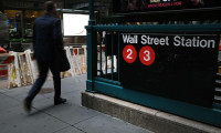 ﻿  Kurumsal yatırımcılar Wall Street’ten kaçıyor