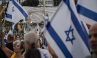İsrail'de 10 bin yedek asker görevi bırakacak