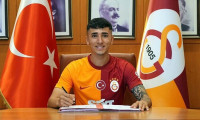 Galatasaray'da iç transfer: Genç futbolcu imzayı attı!
