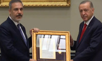 Erdoğan'dan Hakan Fidan'a Devlet Üstün Hizmet Madalyası