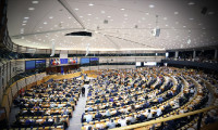 Avrupa Parlamentosu'nda milletvekili sayısı 15 arttı