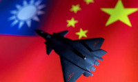 Çin savaş uçağı Tayvan uçağını taciz etti iddiası