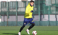 Fenerbahçe'nin yeni transferi Krunic'ten ilk antrenman