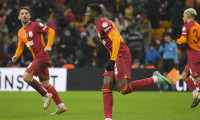 Galatasaray, Gaziantep FK'yı 2-1 mağlup etti