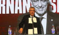 Beşiktaş'ın yeni hocası imzayı attı! İmza töreninde flaş sözler