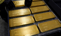 Altının kilogramı 2 milyon 410 bin lira oldu