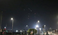 İran İsrail'e saldırı başlattı