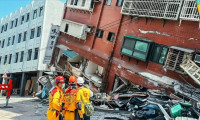Tayvan'daki 7,4'lük depremde 13 kişi hayatını kaybetti