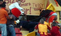 Galatasaraylılar sokaklara döküldü!