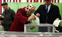 Kırım'da referandum başladı