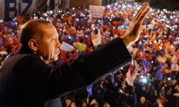 Erdoğan'a iki yeni yardımcı