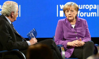 ​Merkel'den Putin'e uyarı