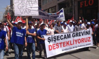 Şişecam grevine Taksim'de destek eylemi