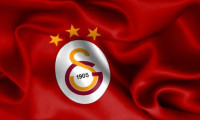 ​Galatasaray'da üç imza birden