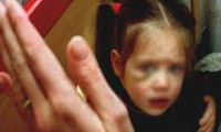 Anaokulu kurucusu 4 yaşındaki kızı dövdü